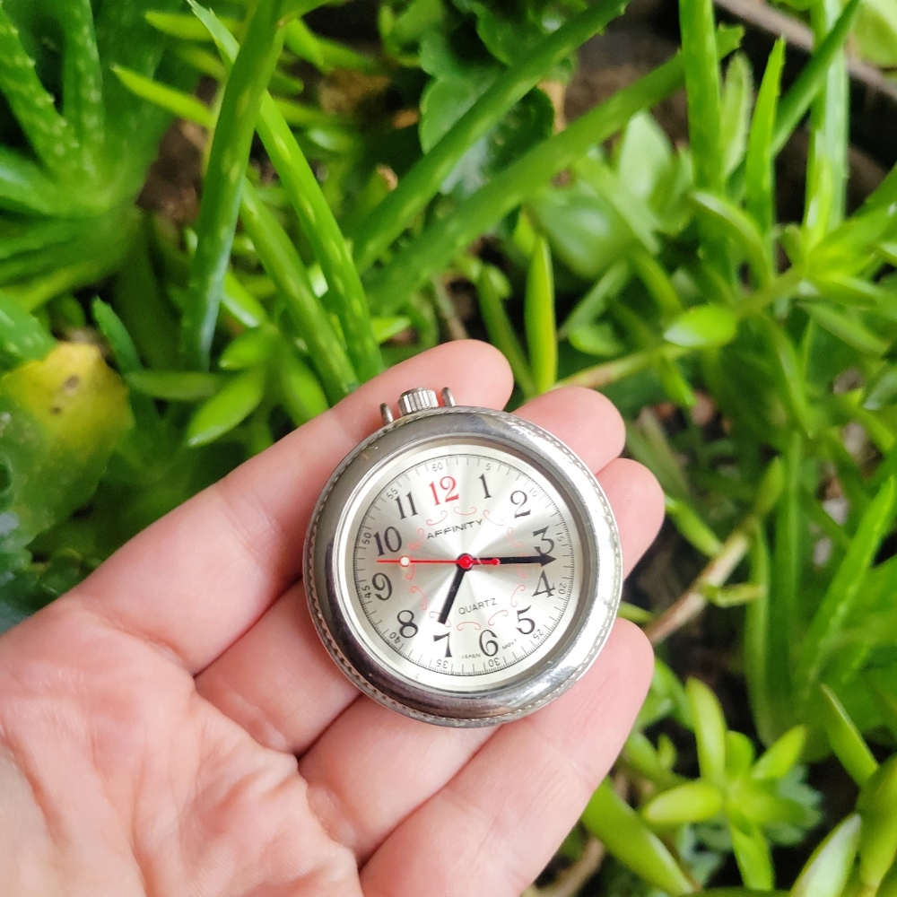 Vintage Affinity Quartz Watch Pendant